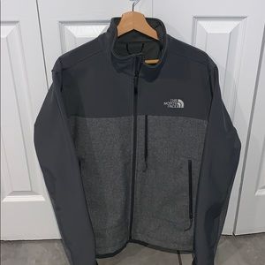 Men’s North Face Jacket